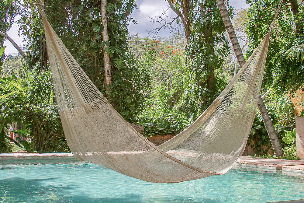 Ultimate Outdoor Nylon Hammock for Three